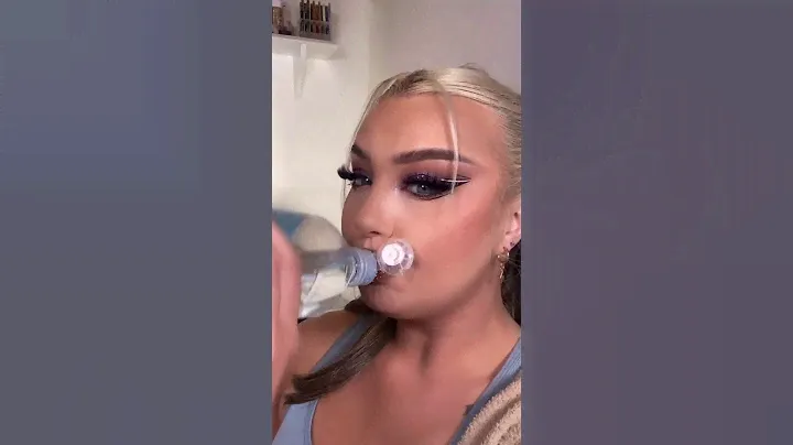 PROOF THAT STAY GOLDEN COSMETICS GLITTER LIP KITS ARE DRINK PROOF